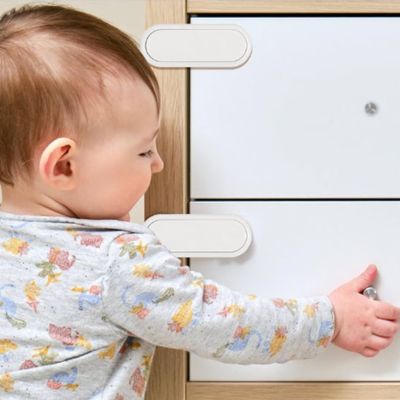 bloque porte bebe en securite