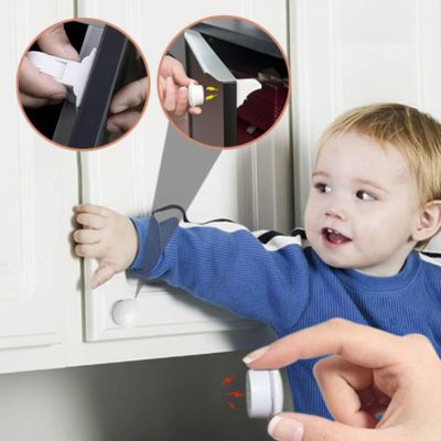 bloque porte securite placard enfant protection des enfants