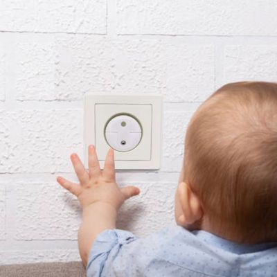 cache prise bebe en securite