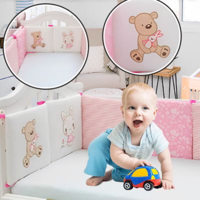 tour de lit bebe confortable et pratique