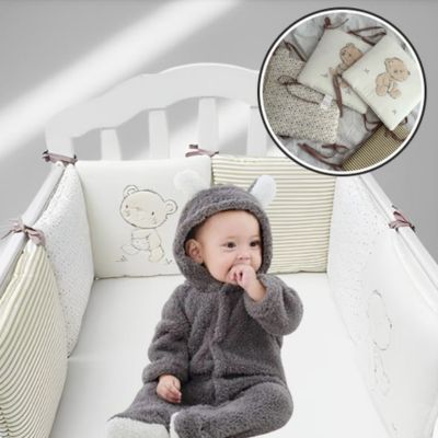tour de lit confortable et pratique pour votre bebe